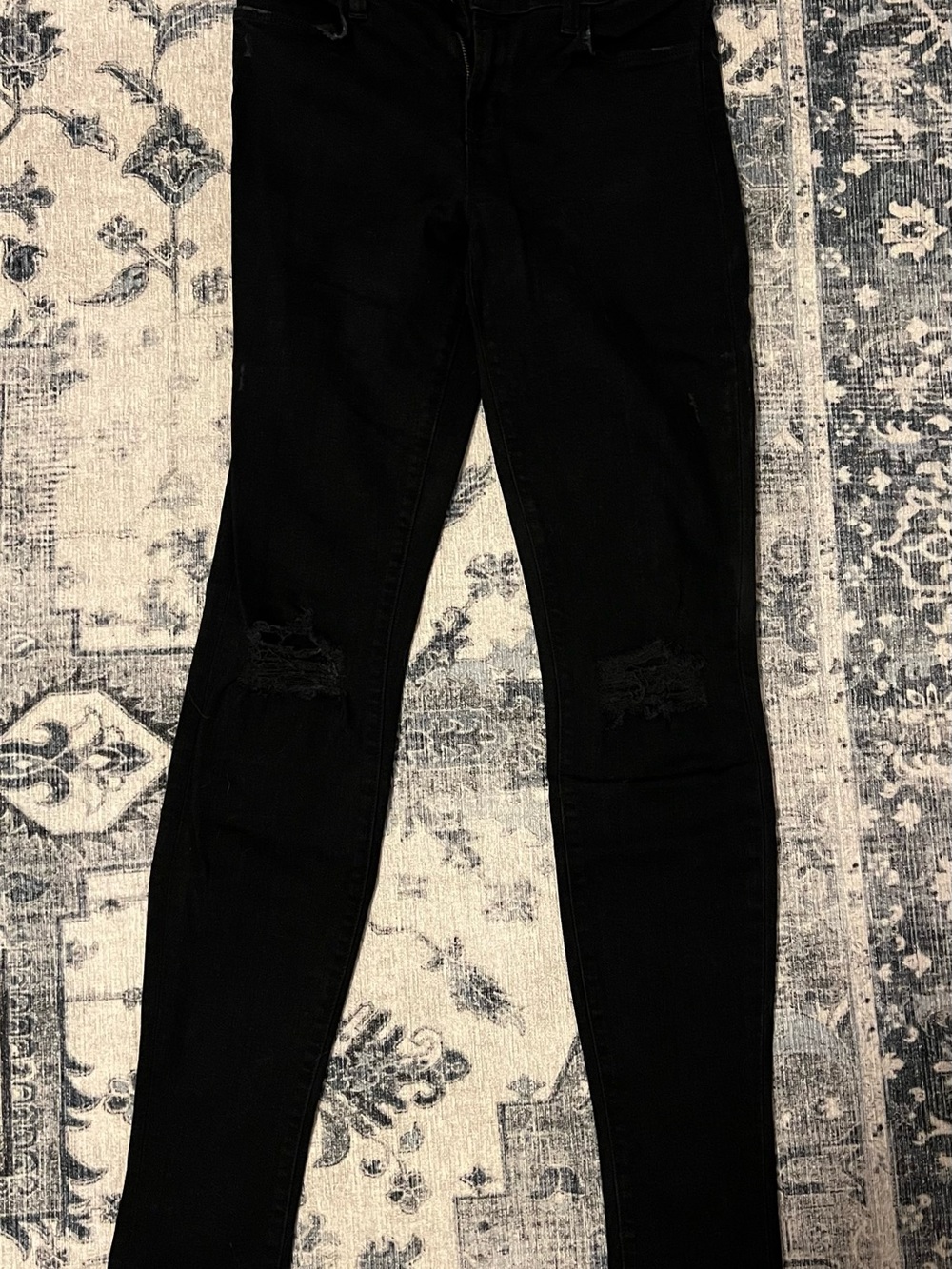 J Brand Black Women’s Skinny Jeans with Knee Rips
